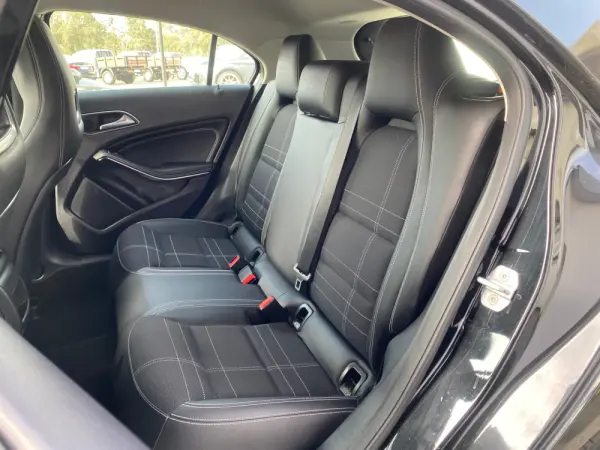 Mercedes-Benz A 180 CDI BE Urban 9