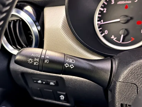 Nissan Micra 0.9 IG-T Visia S/S 13