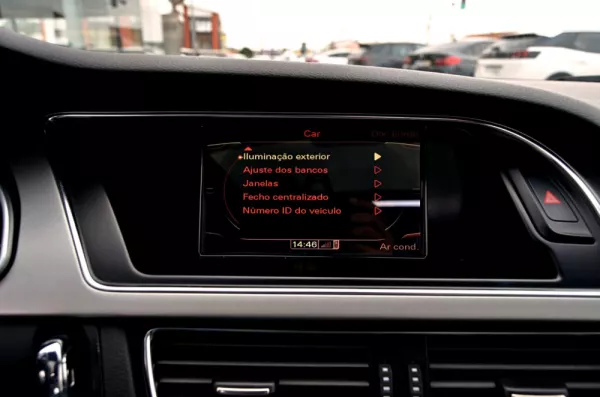 Audi A5 2.7 TDi Multitronic 32