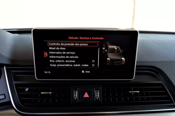 Audi Q5 2.0 TDi quattro Sport S-tronic 37