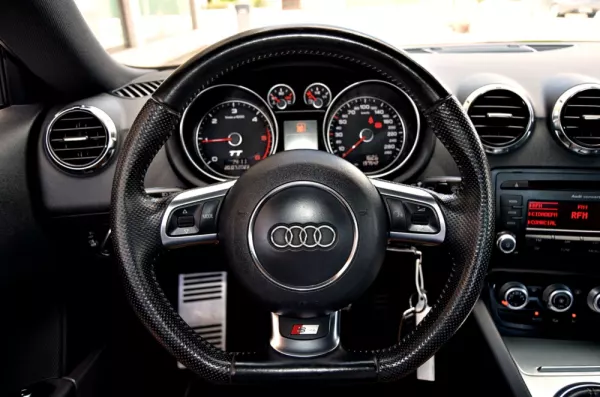 Audi TT Roadster 2.0 TDi quattro S-line 16