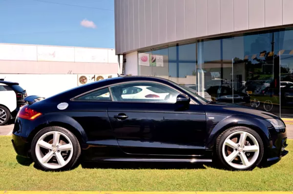 Audi TT Roadster 2.0 TDi quattro S-line 29