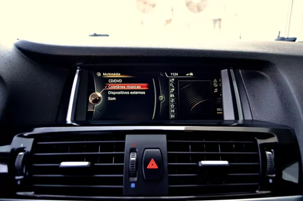 BMW X3 20 d xDrive xLine Auto 24