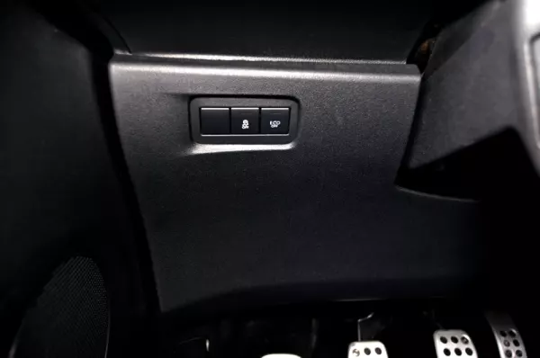 DS DS3 3 1.6 BlueHDi Sport Chic 12