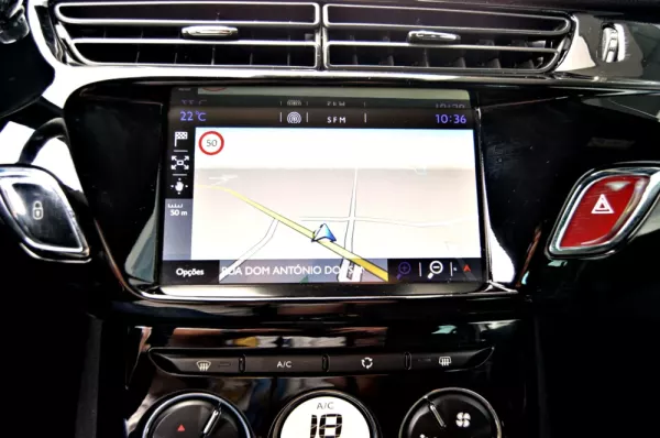 DS DS3 3 1.6 BlueHDi Sport Chic 19