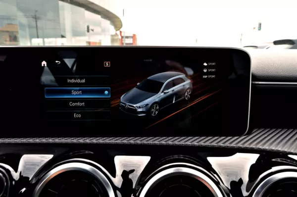 Mercedes-Benz A 180 d Business Solutions Aut. 32