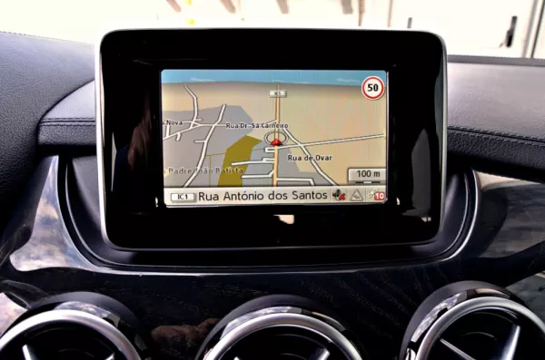 Mercedes-Benz B 220 CDi AMG Line 21