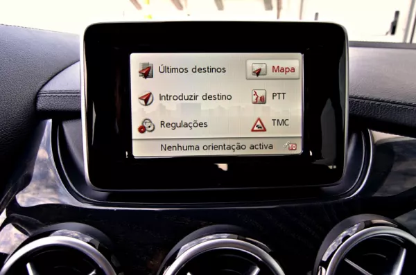 Mercedes-Benz B 220 CDi AMG Line 22