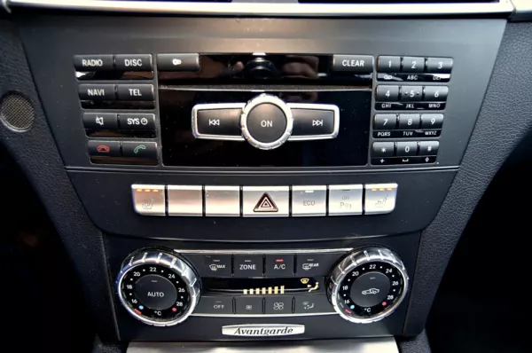 Mercedes-Benz C 220 CDi Avantgarde BlueEfficiency Aut. 17