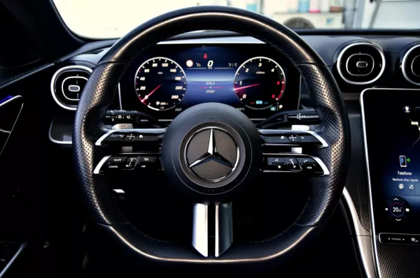 Mercedes-Benz C 300 d AMG Line 15