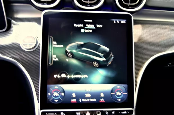 Mercedes-Benz C 300 d AMG Line 27