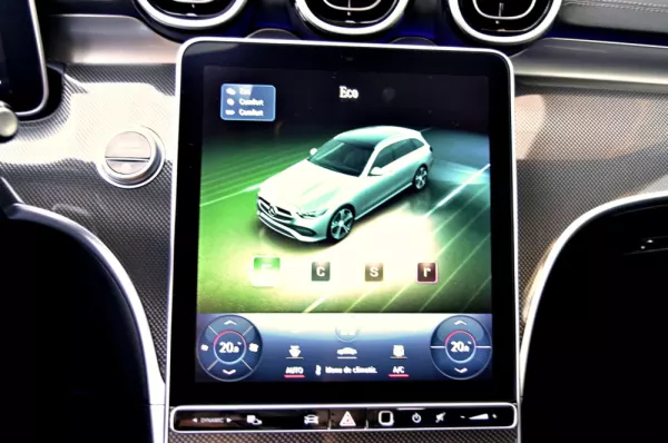 Mercedes-Benz C 300 d AMG Line 33