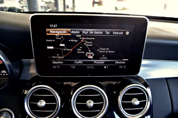 Mercedes-Benz C 300 BlueTEC Hybrid AMG Line 22