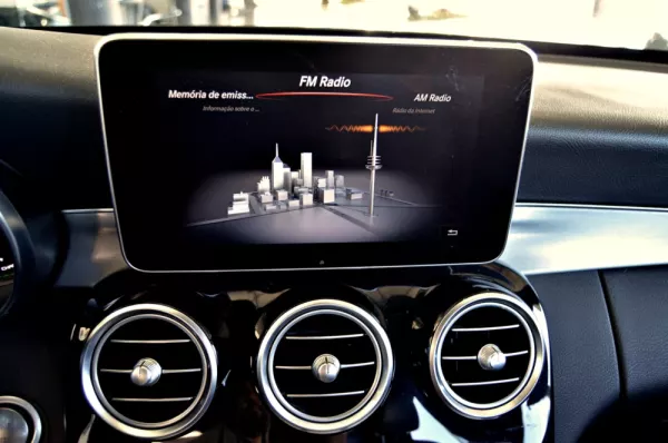 Mercedes-Benz C 300 BlueTEC Hybrid AMG Line 26