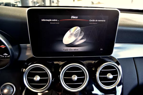 Mercedes-Benz C 300 BlueTEC Hybrid AMG Line 27