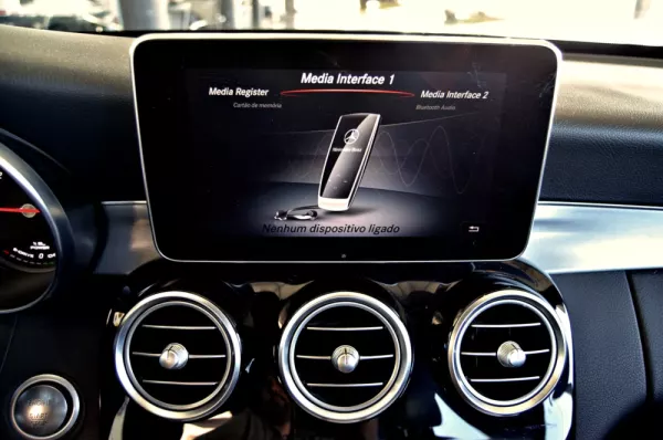 Mercedes-Benz C 300 BlueTEC Hybrid AMG Line 30