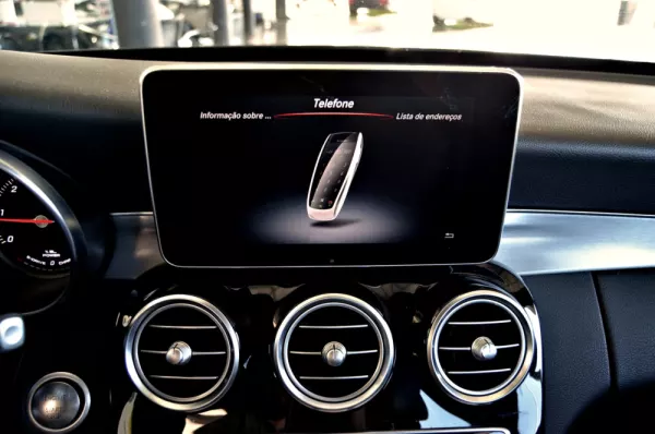 Mercedes-Benz C 300 BlueTEC Hybrid AMG Line 33