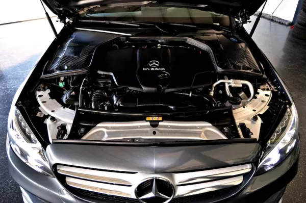 Mercedes-Benz C 300 BlueTEC Hybrid AMG Line 56