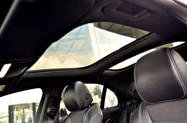 Mercedes-Benz E 220 D AMG Line 16