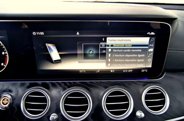 Mercedes-Benz E 220 D AMG Line 32