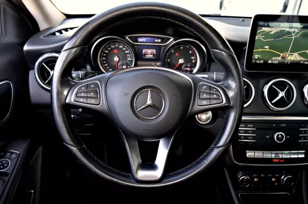 Mercedes-Benz GLA 180 CDi Style Aut. 14