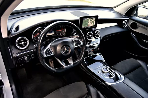 Mercedes-Benz GLC 220 7