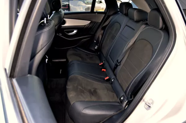 Mercedes-Benz GLC 220 8