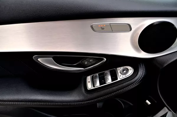 Mercedes-Benz GLC 220 10