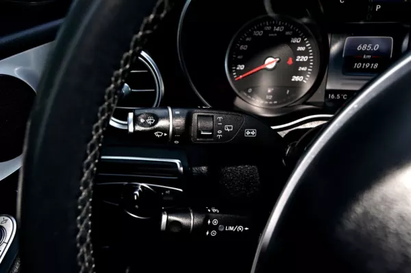 Mercedes-Benz GLC 220 13