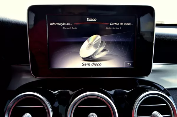 Mercedes-Benz GLC 220 29