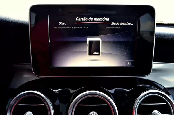 Mercedes-Benz GLC 220 30