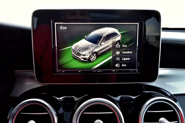 Mercedes-Benz GLC 220 49