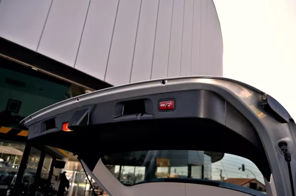 Mercedes-Benz GLC 220 54