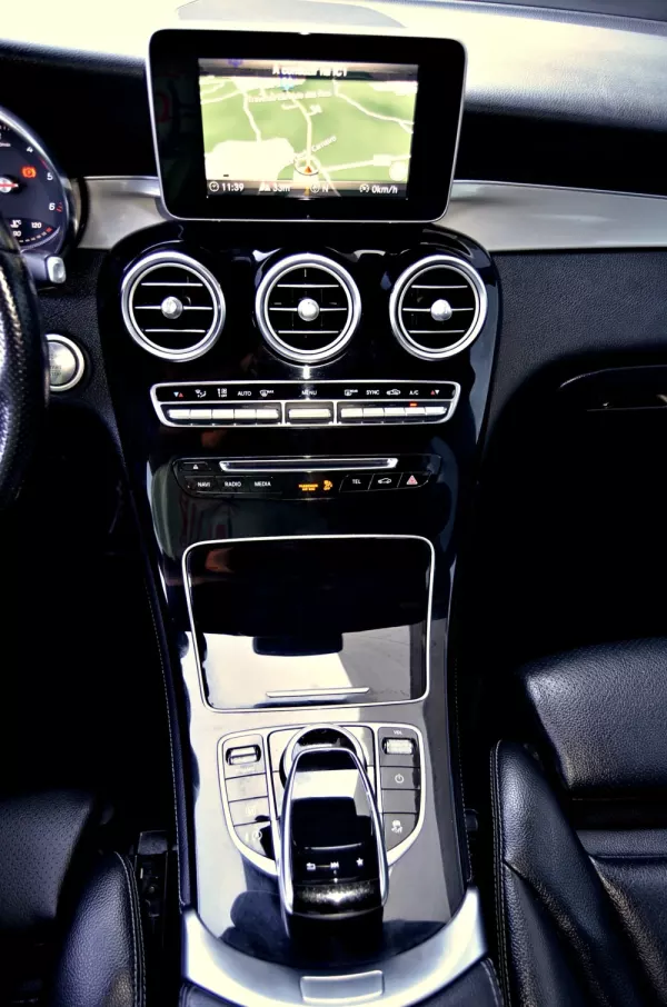 Mercedes-Benz GLC 250 d Coupé AMG Line 4-Matic 17