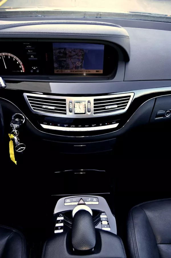 Mercedes-Benz CLS 350 BlueTEC Longo 164g 20