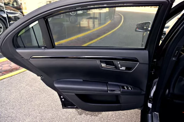 Mercedes-Benz CLS 350 BlueTEC Longo 164g 24