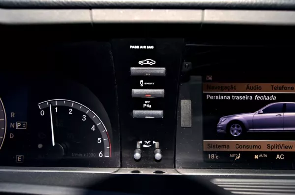 Mercedes-Benz CLS 350 BlueTEC Longo 164g 27