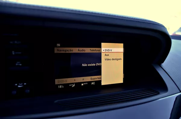 Mercedes-Benz CLS 350 BlueTEC Longo 164g 34