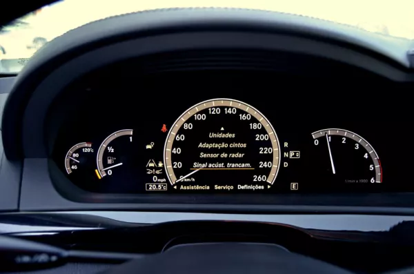 Mercedes-Benz CLS 350 BlueTEC Longo 164g 44