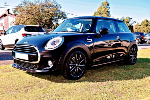MINI 3 Portas Cooper D Auto 3
