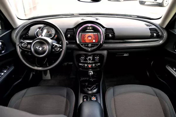 MINI Clubman One D 6