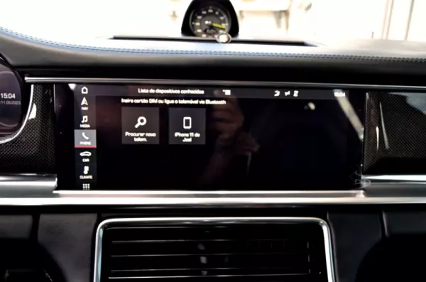 Porsche Panamera 4 E-Hybrid 28