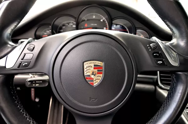 Porsche Panamera Platinum Edition 16