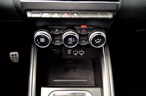 Renault Clio 1.0 TCe RS Line 18