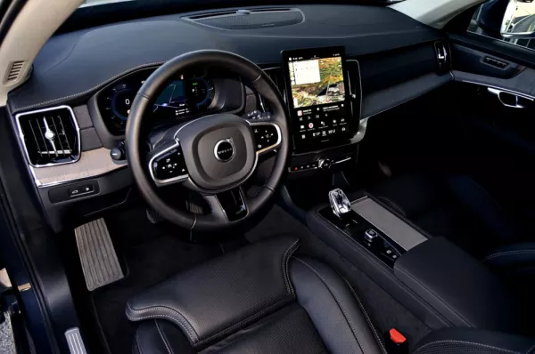 Volvo XC 90 2.0 T8 PHEV Inscription Expression AWD 7