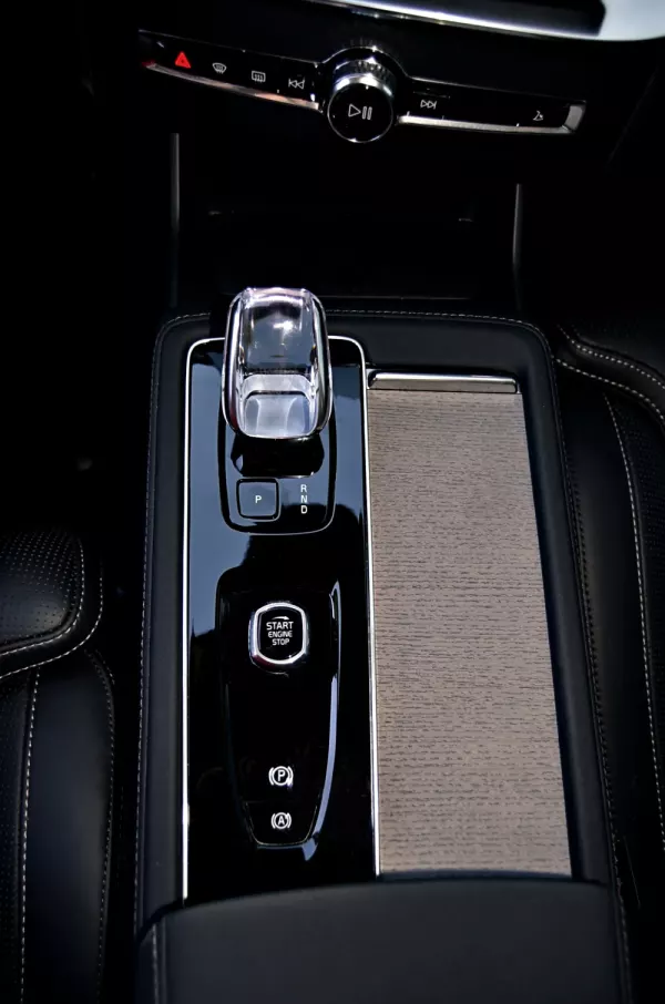 Volvo XC 90 2.0 T8 PHEV Inscription Expression AWD 21