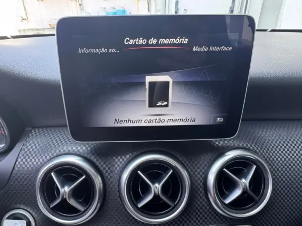 Mercedes-Benz A 180 d Urban 23