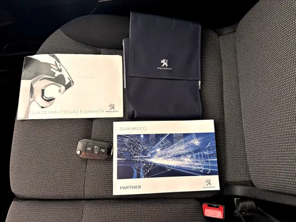 Peugeot Partner 1.6 BlueHDi Confort 23