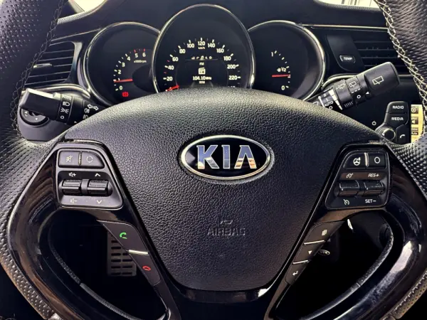 Kia Ceed 1.6 CRDi GT Line 15