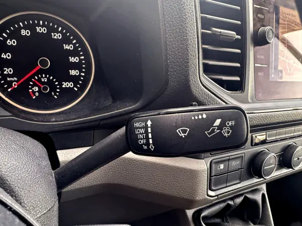 Volkswagen Crafter 35 2.0 TDI L3H2 15